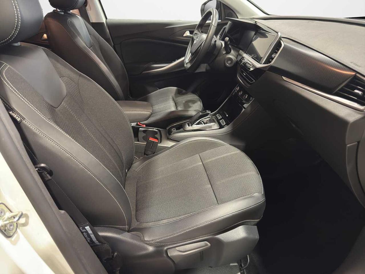 https://cdn-sp.caraffinity.it/SP/IT/OPEL-GRANDLAND-2442112_15.JPG