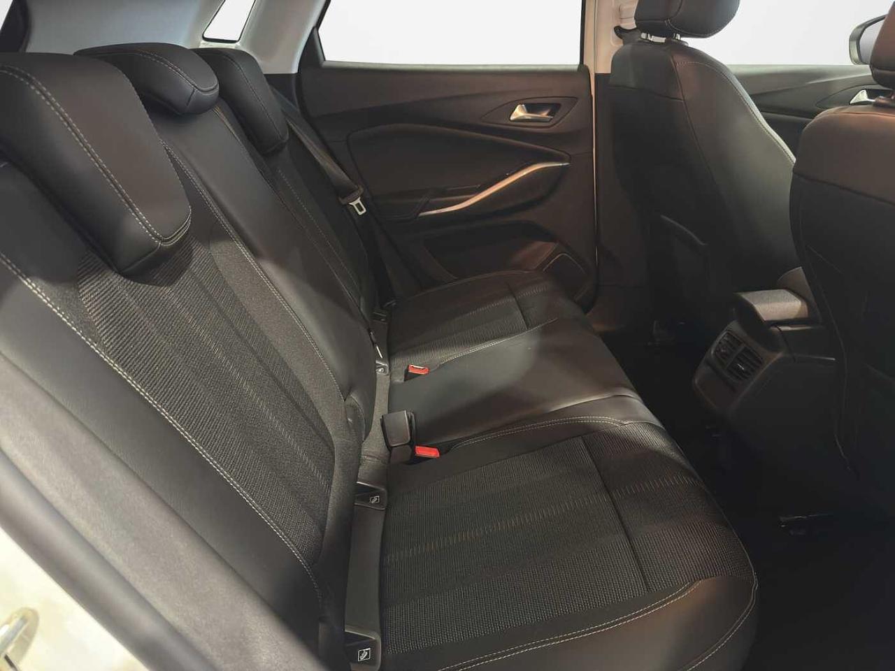https://cdn-sp.caraffinity.it/SP/IT/OPEL-GRANDLAND-2442112_17.JPG