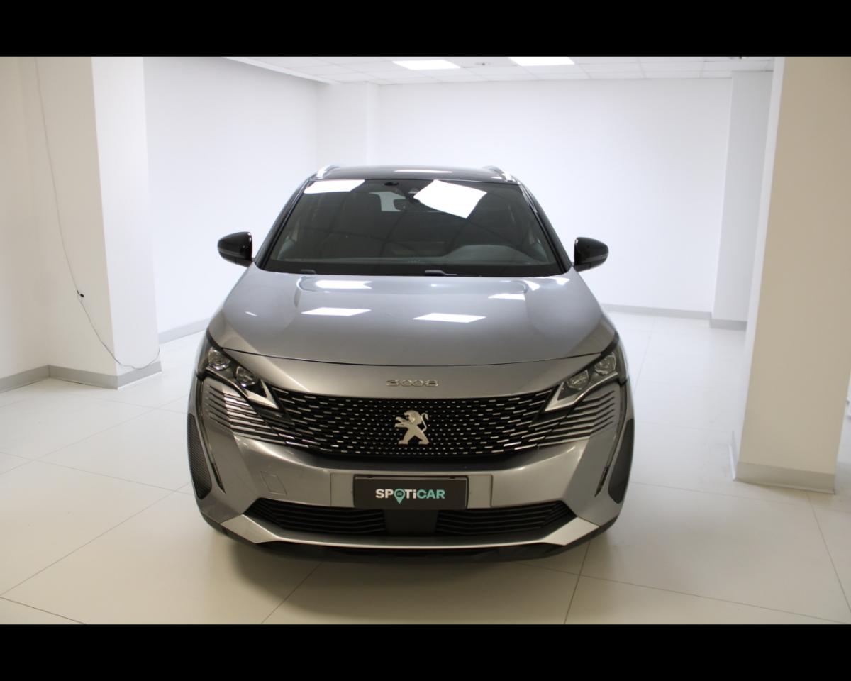 https://cdn-sp.caraffinity.it/SP/IT/PEUGEOT-3008-2425159_1.JPG?format=jpeg