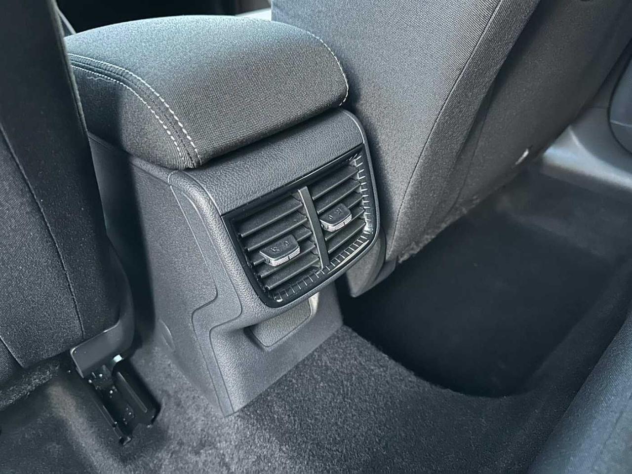 https://cdn-sp.caraffinity.it/SP/IT/SKODA-FABIA-2443890_12.JPG
